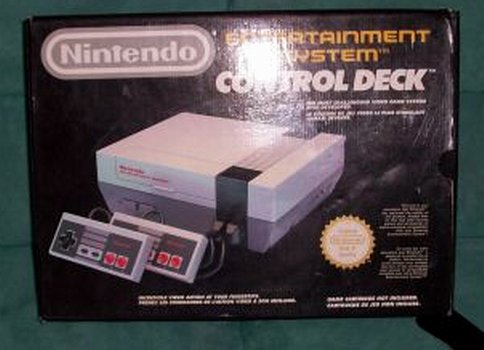 Nintendo Entertainment System NES Control Deck  [RN:1-7] [YR:83][SC:EU][MC:JP]